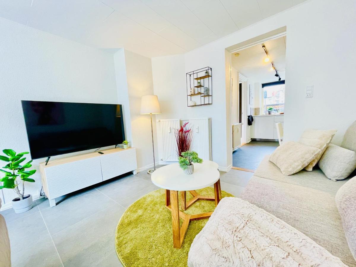 Aday - Charming Studio Close To The Football Stadium Aalborg Luaran gambar