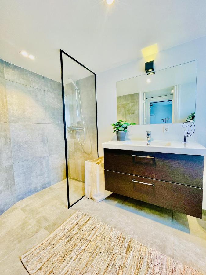 Aday - Charming Studio Close To The Football Stadium Aalborg Luaran gambar